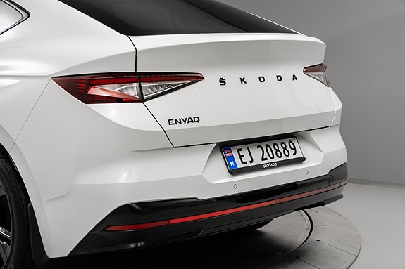Skoda Enyaq Coupe RS 8 of 30