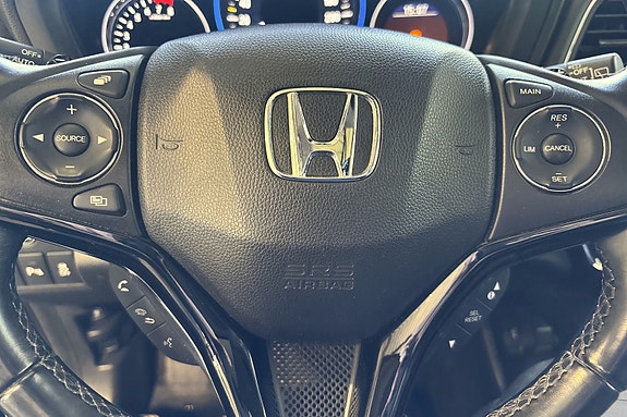 Honda HR-V 13 of 17