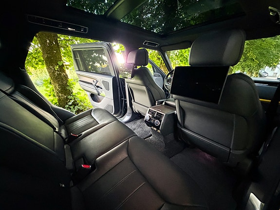 Land Rover Range Rover 23 of 25