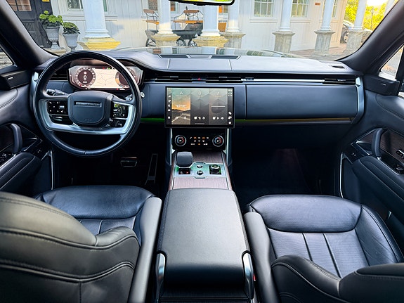 Land Rover Range Rover 12 of 25