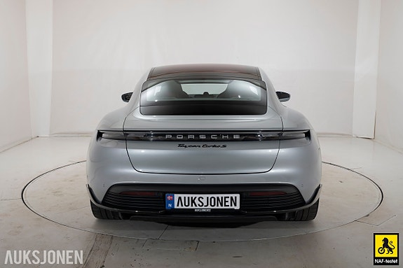 Porsche Taycan 5 of 30