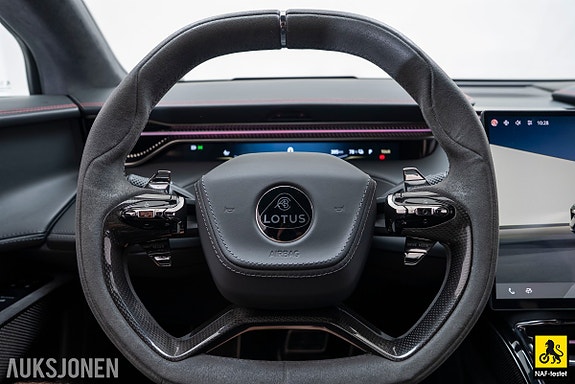Lotus Eletre 26 of 30