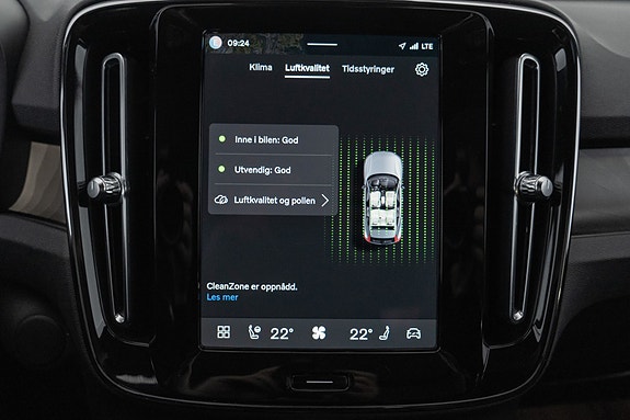 Volvo XC40 28 of 30