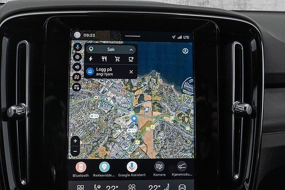 Volvo XC40 24 of 30