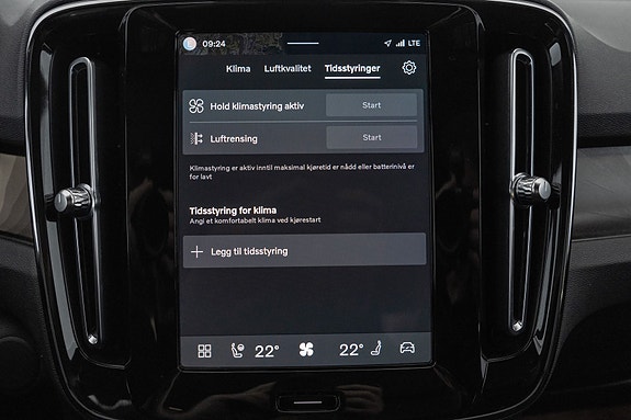 Volvo XC40 29 of 30