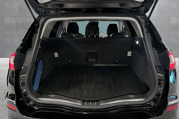 Ford Mondeo 19 of 24