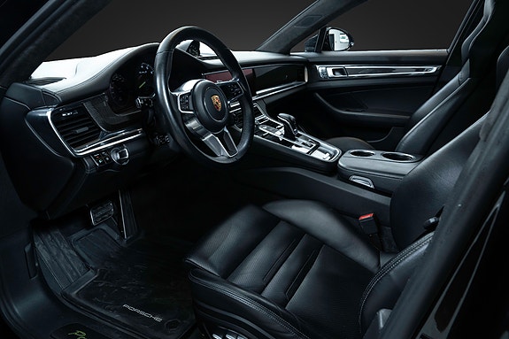 Porsche Panamera 11 of 26