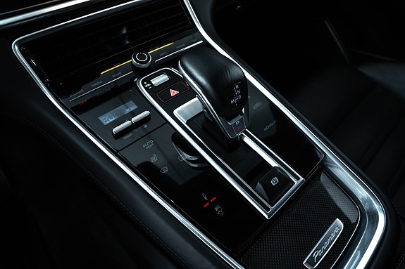 Porsche Panamera 20 of 26