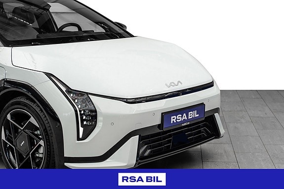Kia EV4 3 of 30