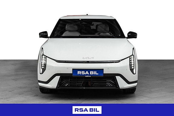 Kia EV4 5 of 30