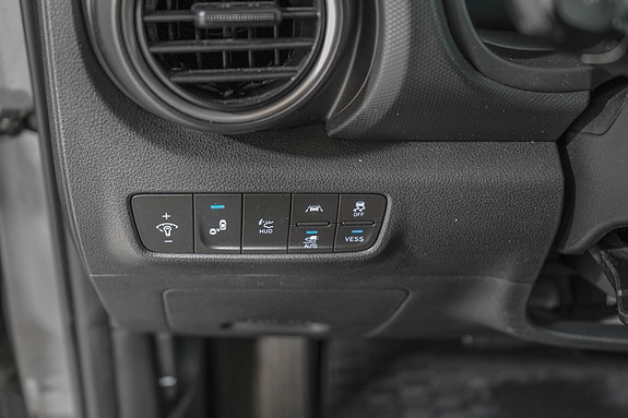 Hyundai Kona 13 of 26