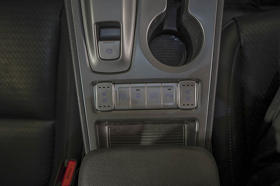 Hyundai Kona 17 of 26
