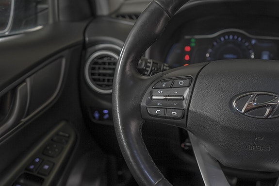 Hyundai Kona 20 of 26