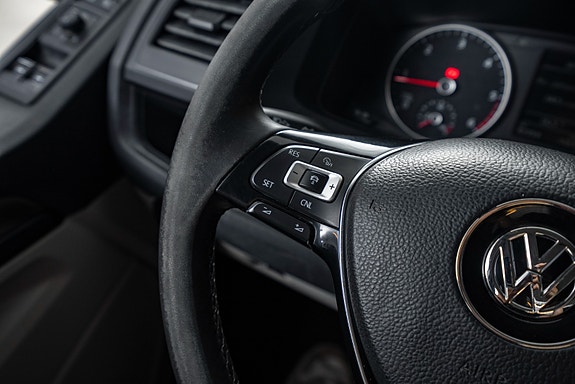 Volkswagen Transporter 15 of 21