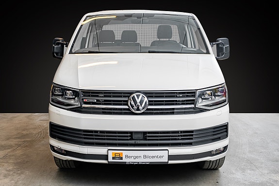 Volkswagen Transporter 2 of 21