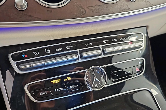 Mercedes-Benz E220 d 15 of 25