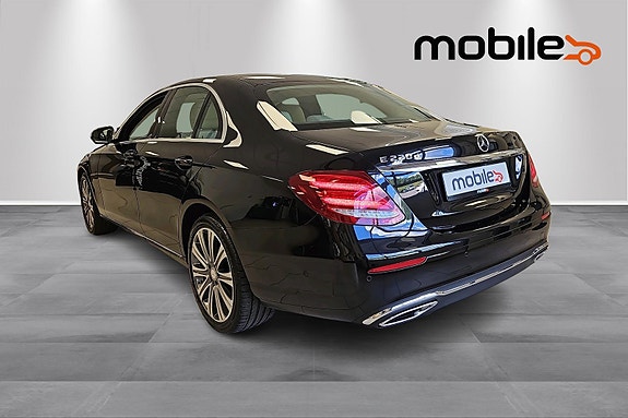 Mercedes-Benz E220 d 21 of 25