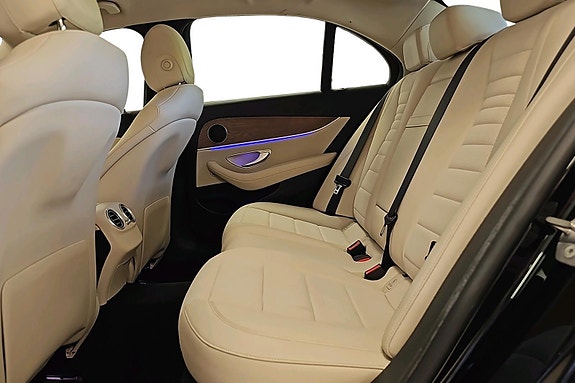 Mercedes-Benz E220 d 7 of 25