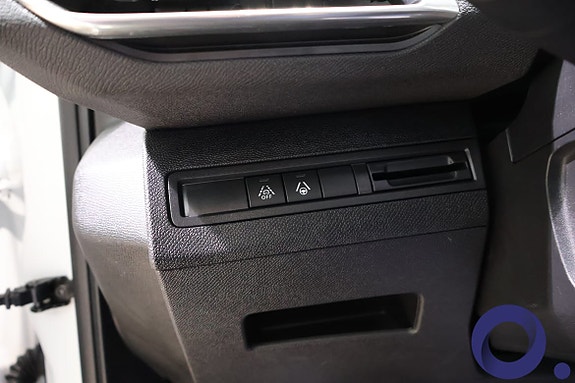 Peugeot 3008 12 of 28
