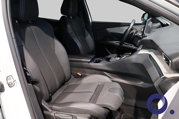 Peugeot 3008 8 of 28