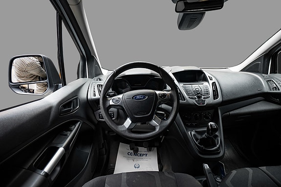 Ford Transit Connect 12 of 22