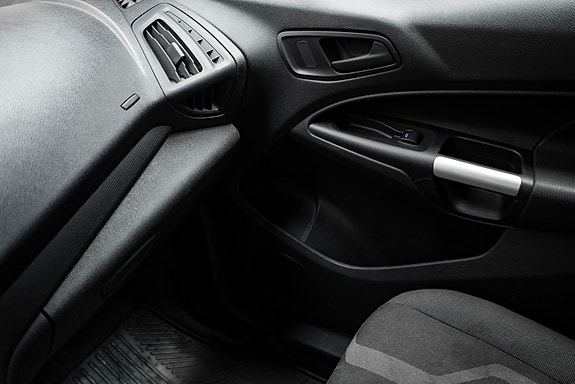 Ford Transit Connect 21 of 22