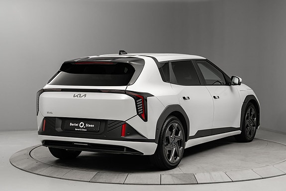 Kia EV4 4 of 30