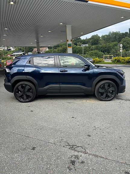 Suzuki eVitara 3 of 18