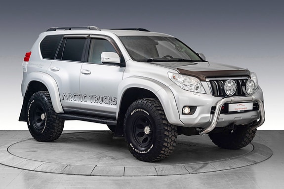 Toyota Land Cruiser 7 of 30