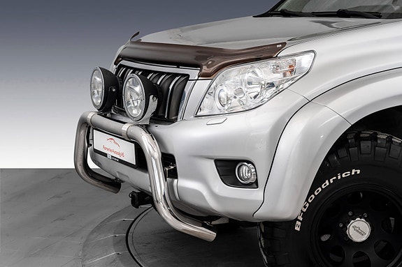 Toyota Land Cruiser 10 of 30