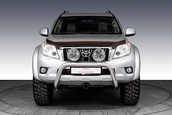 Toyota Land Cruiser 8 of 30