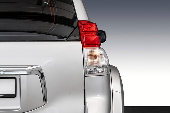 Toyota Land Cruiser 15 of 30