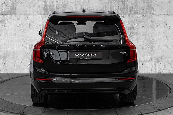 Volvo XC90 8 of 30