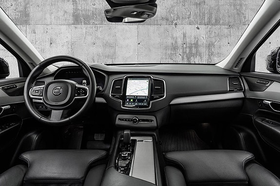 Volvo XC90 19 of 30
