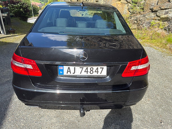 Mercedes-Benz E220 d 6 of 22