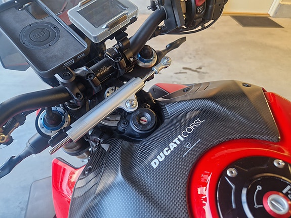 Ducati Streetfighter V4 S 22 of 24