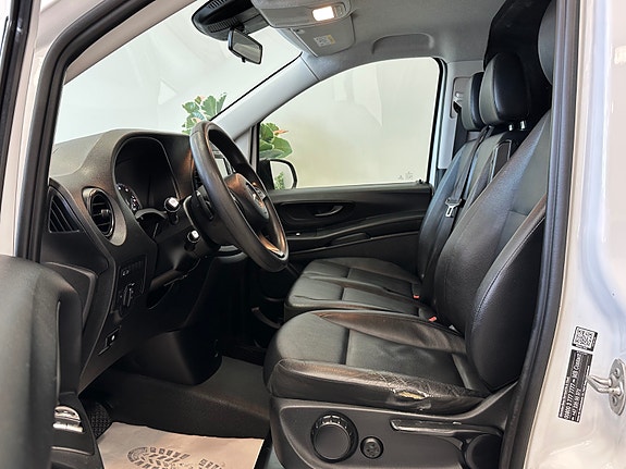 Mercedes-Benz Vito 20 of 30
