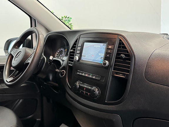 Mercedes-Benz Vito 29 of 30
