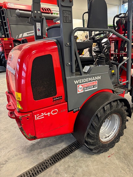 Weidemann 1240 6 of 8