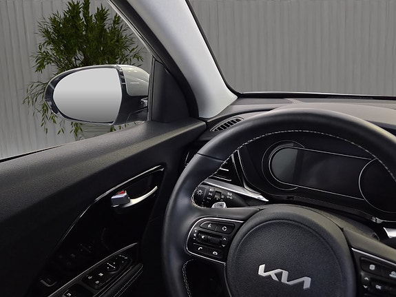 Kia Niro 18 of 24
