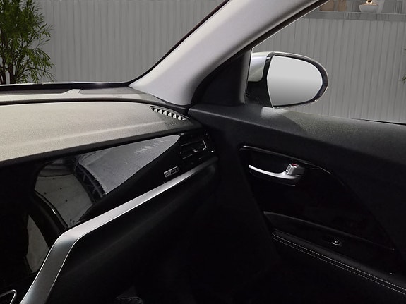 Kia Niro 17 of 24