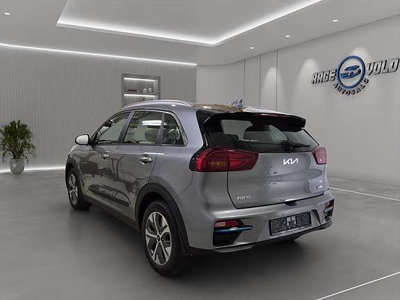 Kia Niro 8 of 24