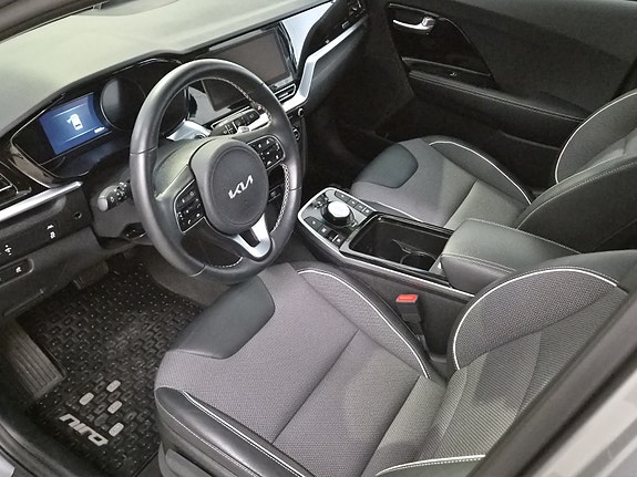 Kia Niro 11 of 24