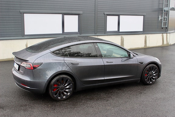 Tesla Model 3 3 of 30