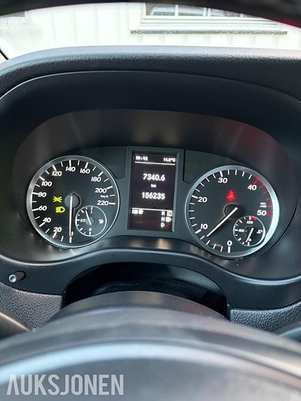 Mercedes-Benz vito 17 of 27