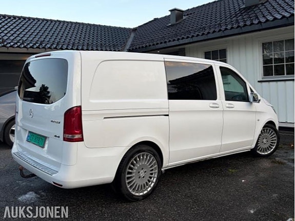 Mercedes-Benz vito 7 of 27
