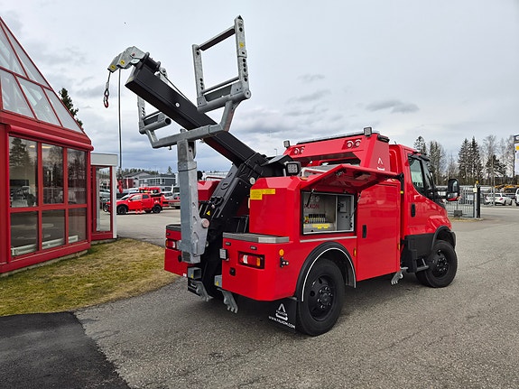 Iveco Daily  4x4 med Falkom FAW 3000 5 of 13