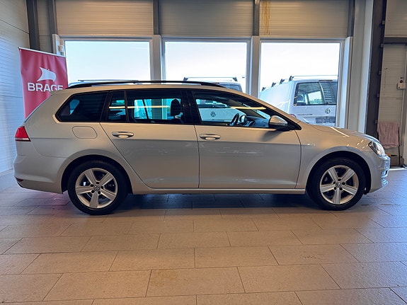 Volkswagen Golf VII 4 of 30