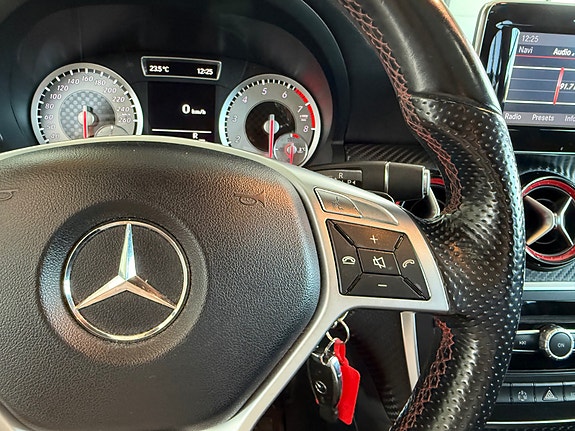 Mercedes-Benz A250 17 of 25