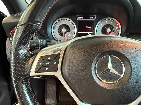 Mercedes-Benz A250 16 of 25